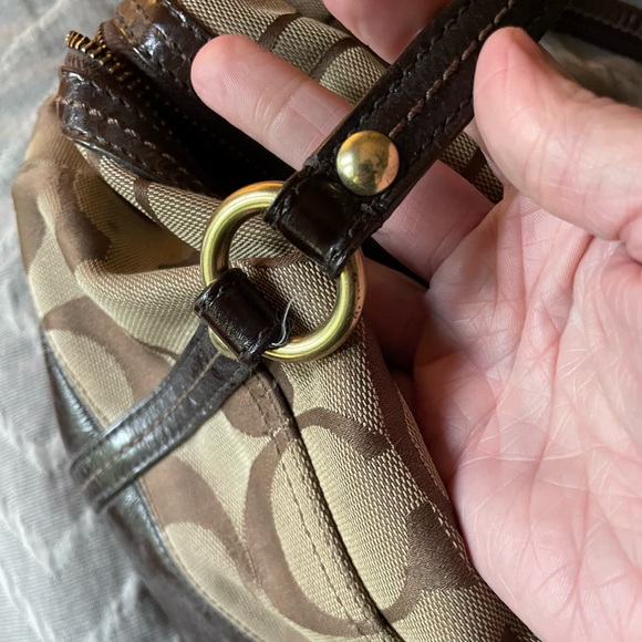 Vintage Coach Monogram Handbag - Picture 4 of 6